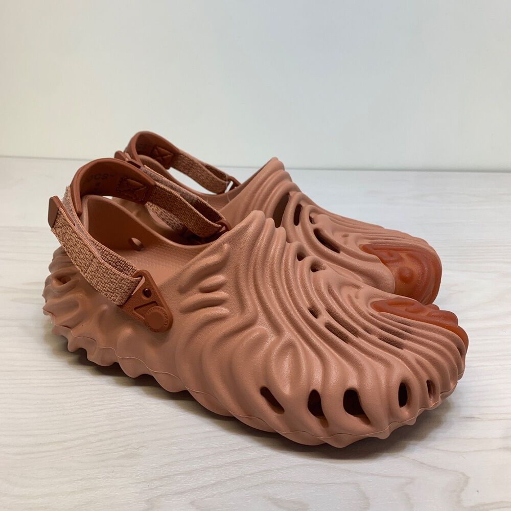 Crocs Women's Salehe Bembury X Crocs Pollex Clog Kuwata Womens Size 10 Mens 8